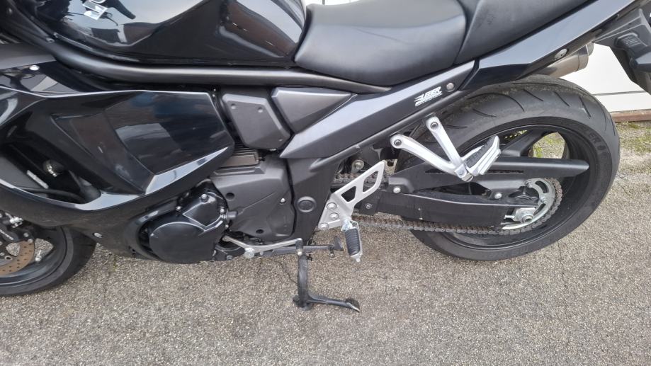 Suzuki GSX1250FA, 40.700 km, veliki servis, garancija, 2011 god.