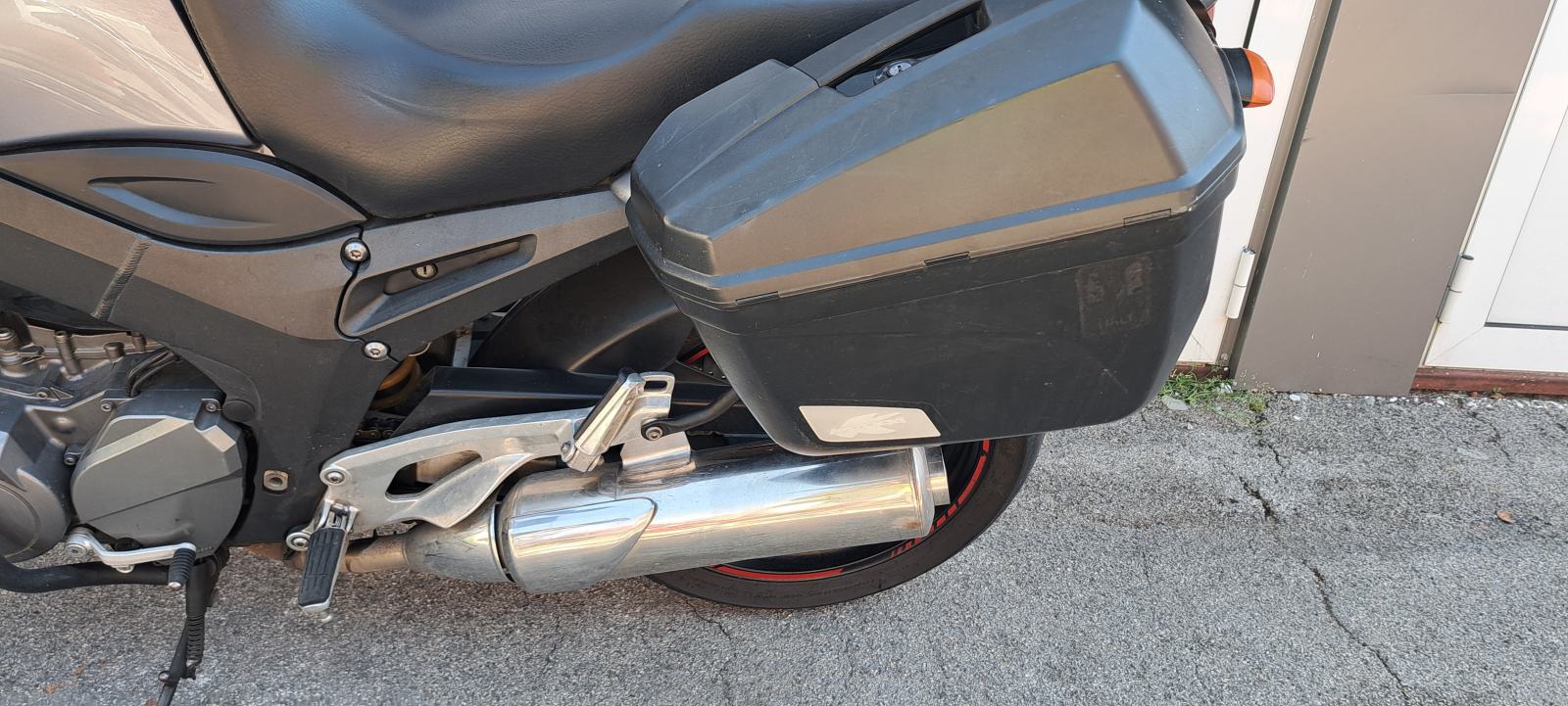 Yamaha TDM 900, puno opreme, 2007 god.