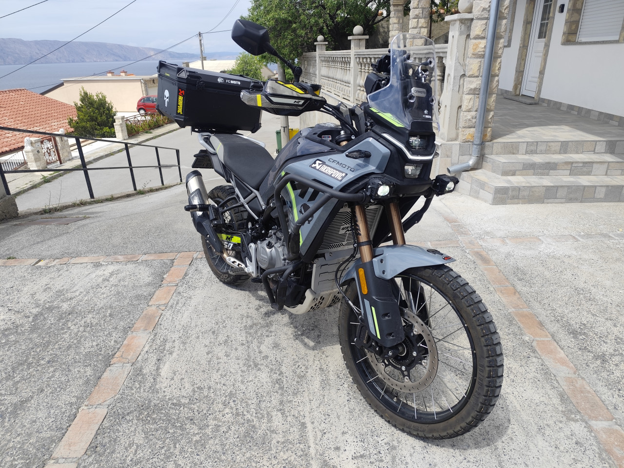 CF MOTO 450 MT