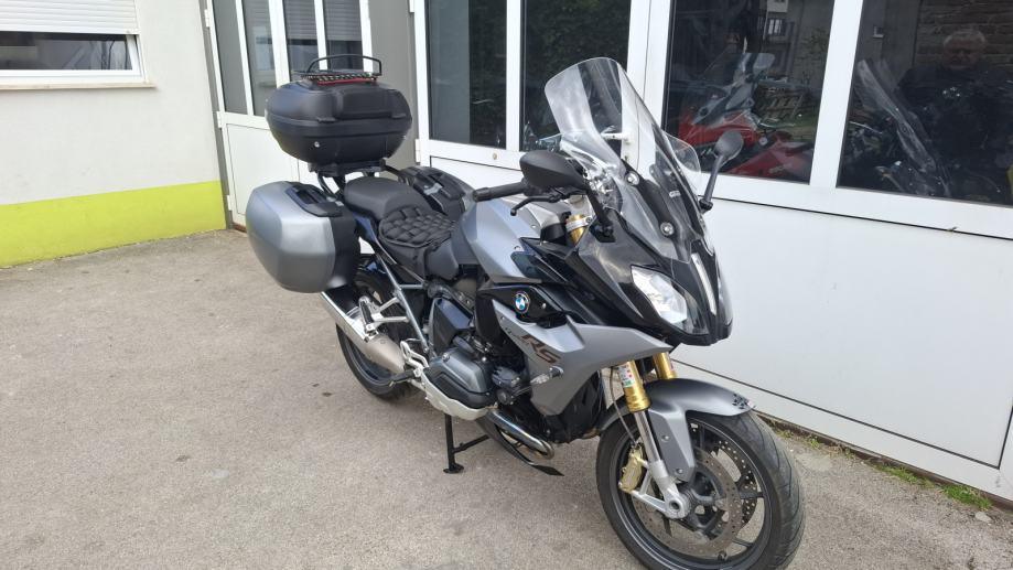 BMW R1200RS, puno opreme, 2016 god.