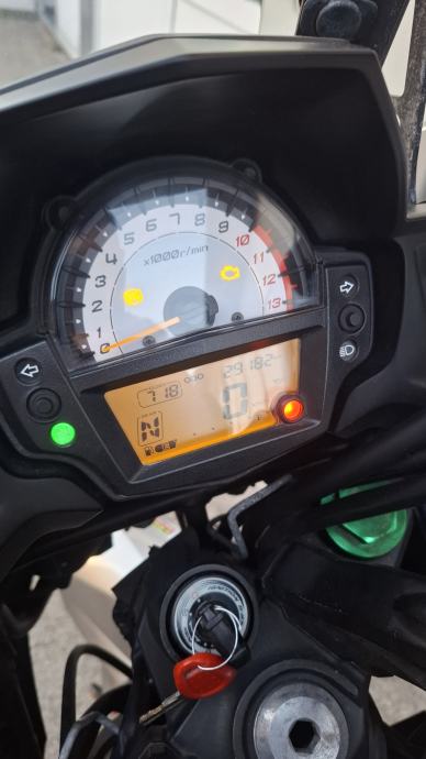 Kawasaki Versys 650, 29.182 km, 2021 god.