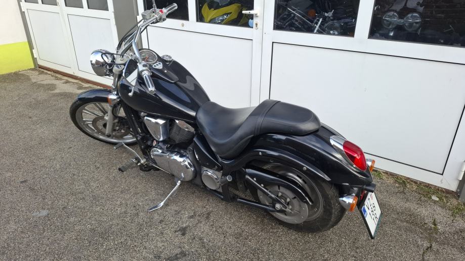 Kawasaki VN 900 Custom, 40.525 km, 2006 god.