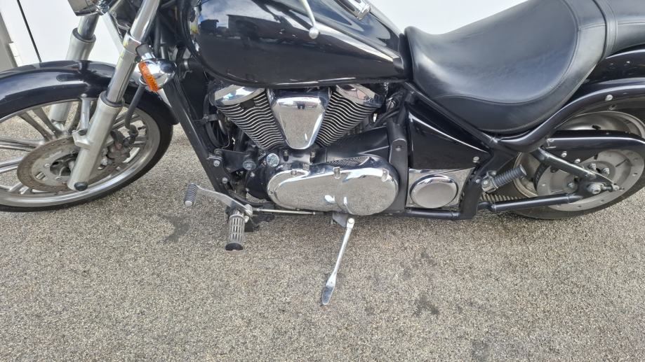 Kawasaki VN 900 Custom, 40.525 km, 2006 god.