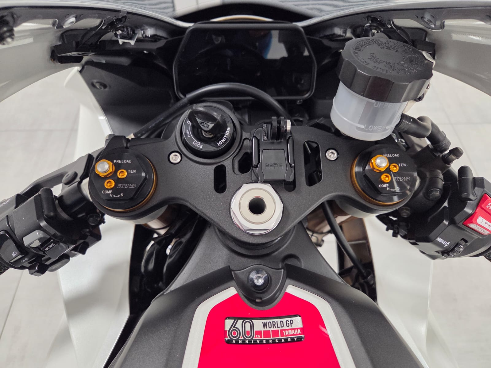 Yamaha YZF R1