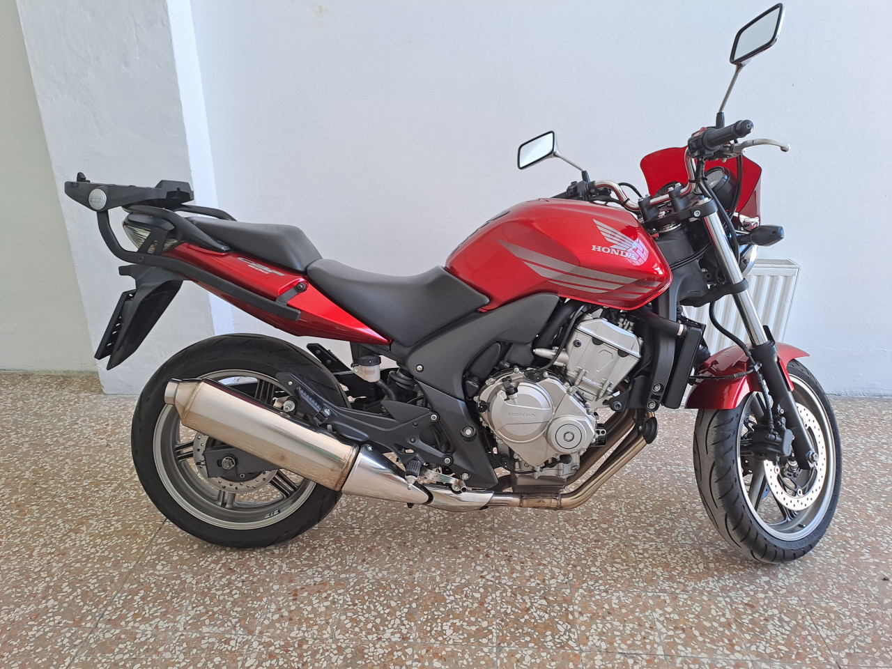 Honda CBF600N 599 cm3, 2008 god.