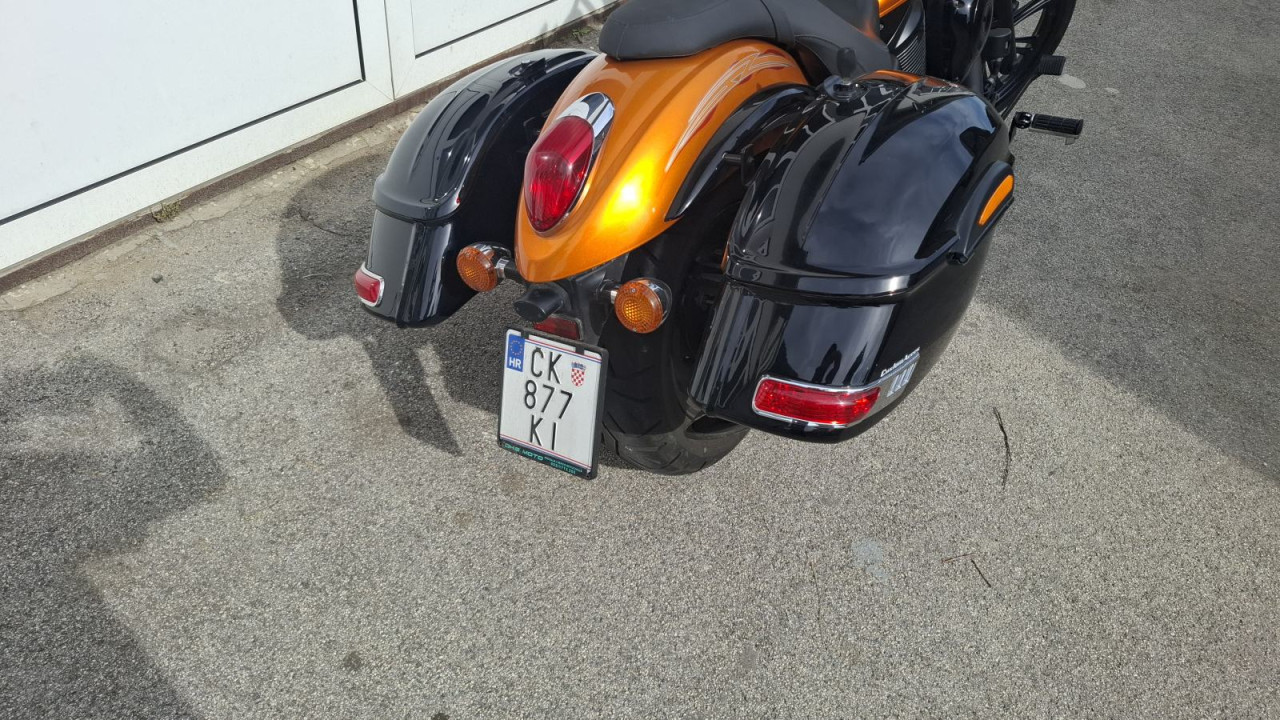 Kawasaki VN900 Custom, 2014 godište, 10.420 km