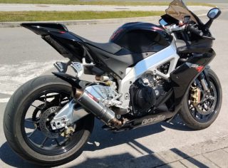 rsv4 aprilia 4000 eur!!!