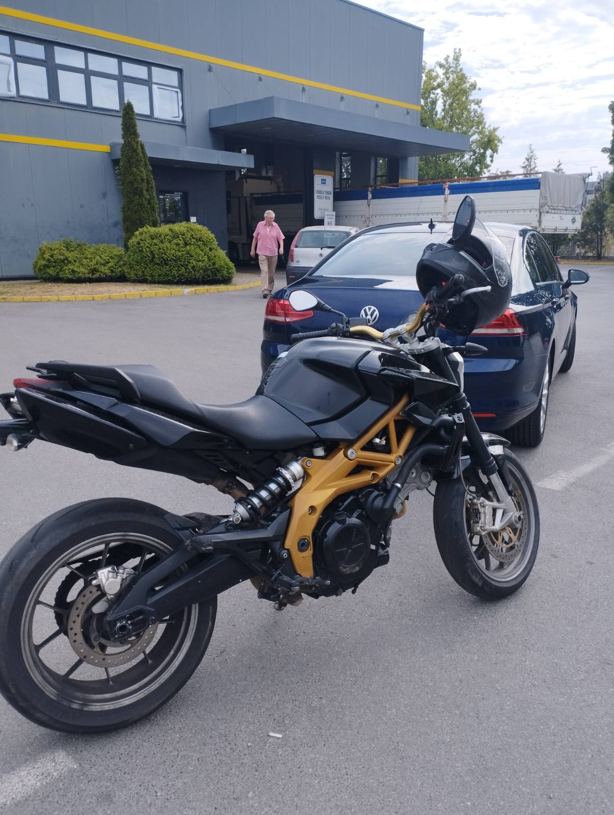 Aprilia Shiver 750