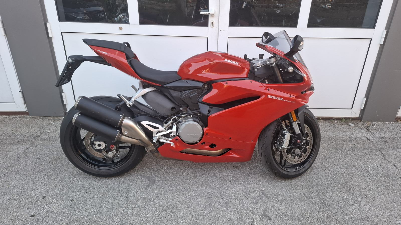 Ducati Panigale 959, samo 10.271 km, 2017 god.