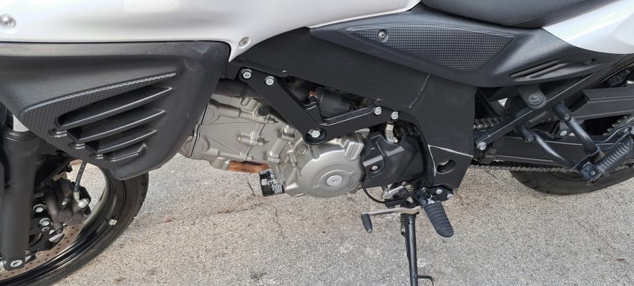 Suzuki DL650 V-strom ABS, 35kw A2, napravljen veliki servis, 2014. god.